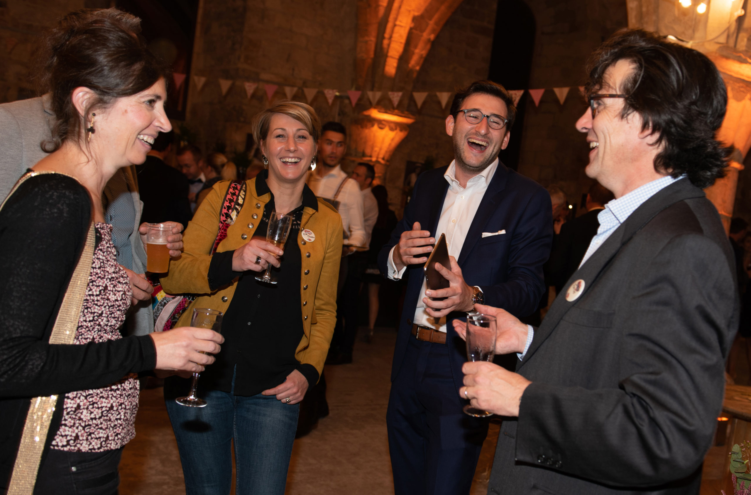 Tom Coss Magicien et Mentaliste Tom Coss Magicien et Mentaliste