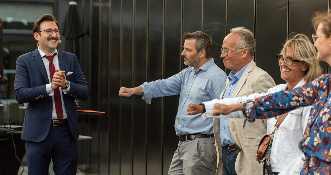 Tom Coss Magicien et Mentaliste en entreprise