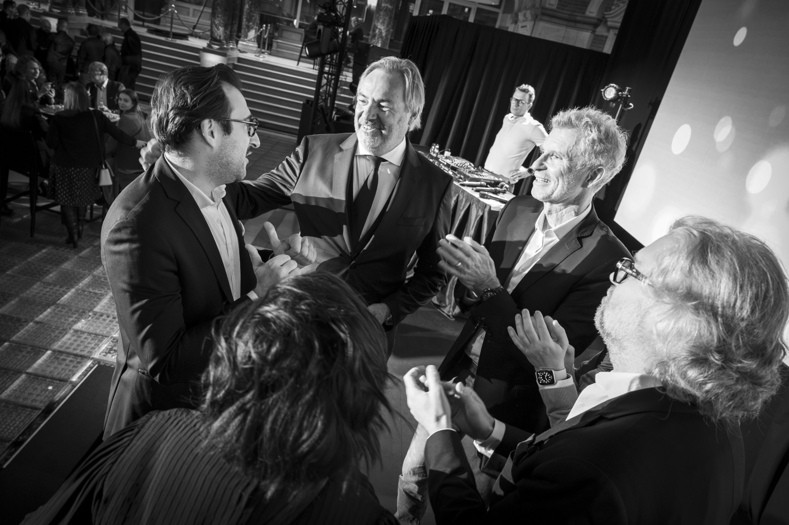 Un groupe de spectateur de Tom Coss